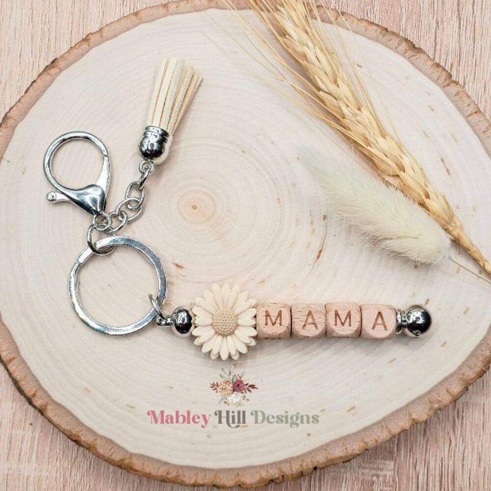 Mama Boho Daisy Keychain - Mama Bag Charm - New Mama Gift - Baby Shower Gift NEW